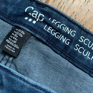 Gap Sculpting Jeggings